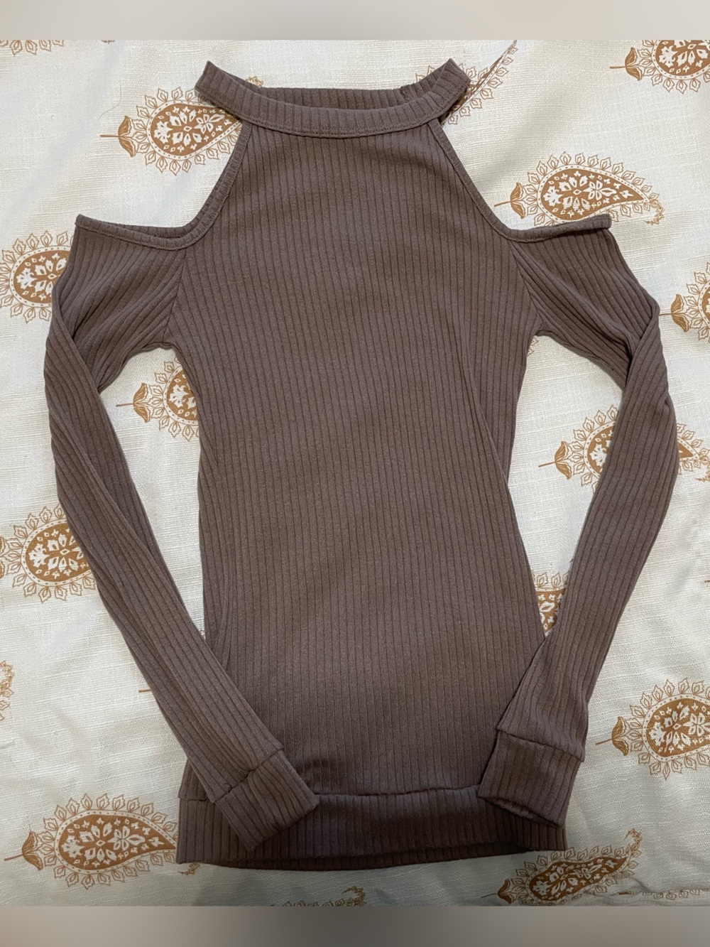Windsor Brown Ribbed Cold-Shoulder Long Sleeve Top